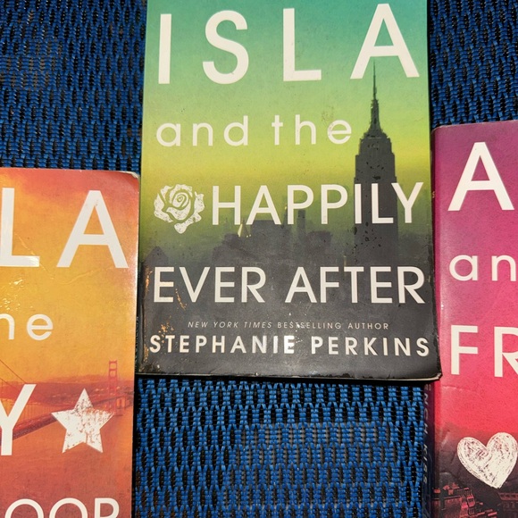 Set of Three Stephanie Perkins Books - Picture 3 of 4